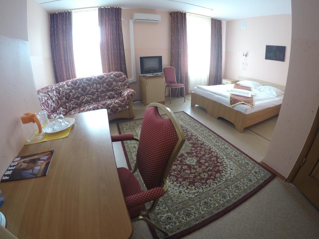Kurmet Hotel Oral Rum bild
