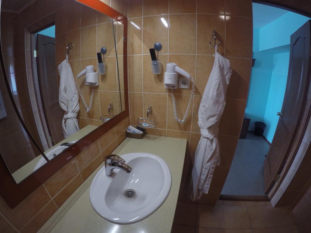 Kurmet Hotel Oral Rum bild