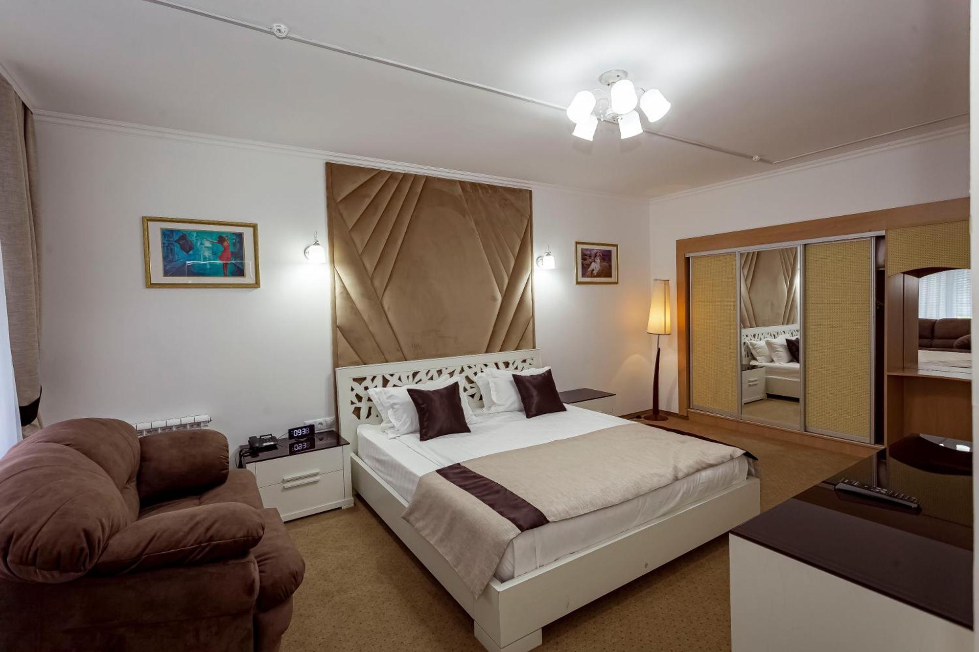 Kurmet Hotel Oral Exteriör bild