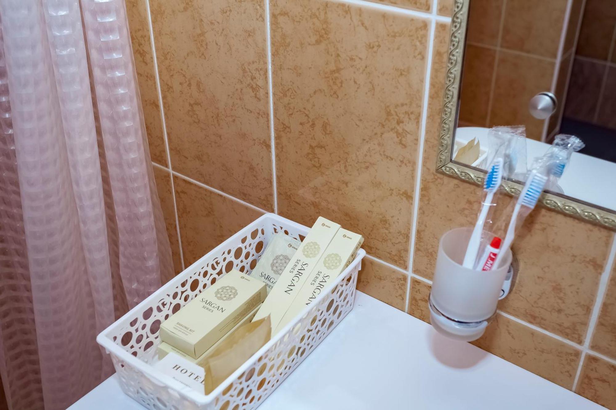 Kurmet Hotel Oral Exteriör bild