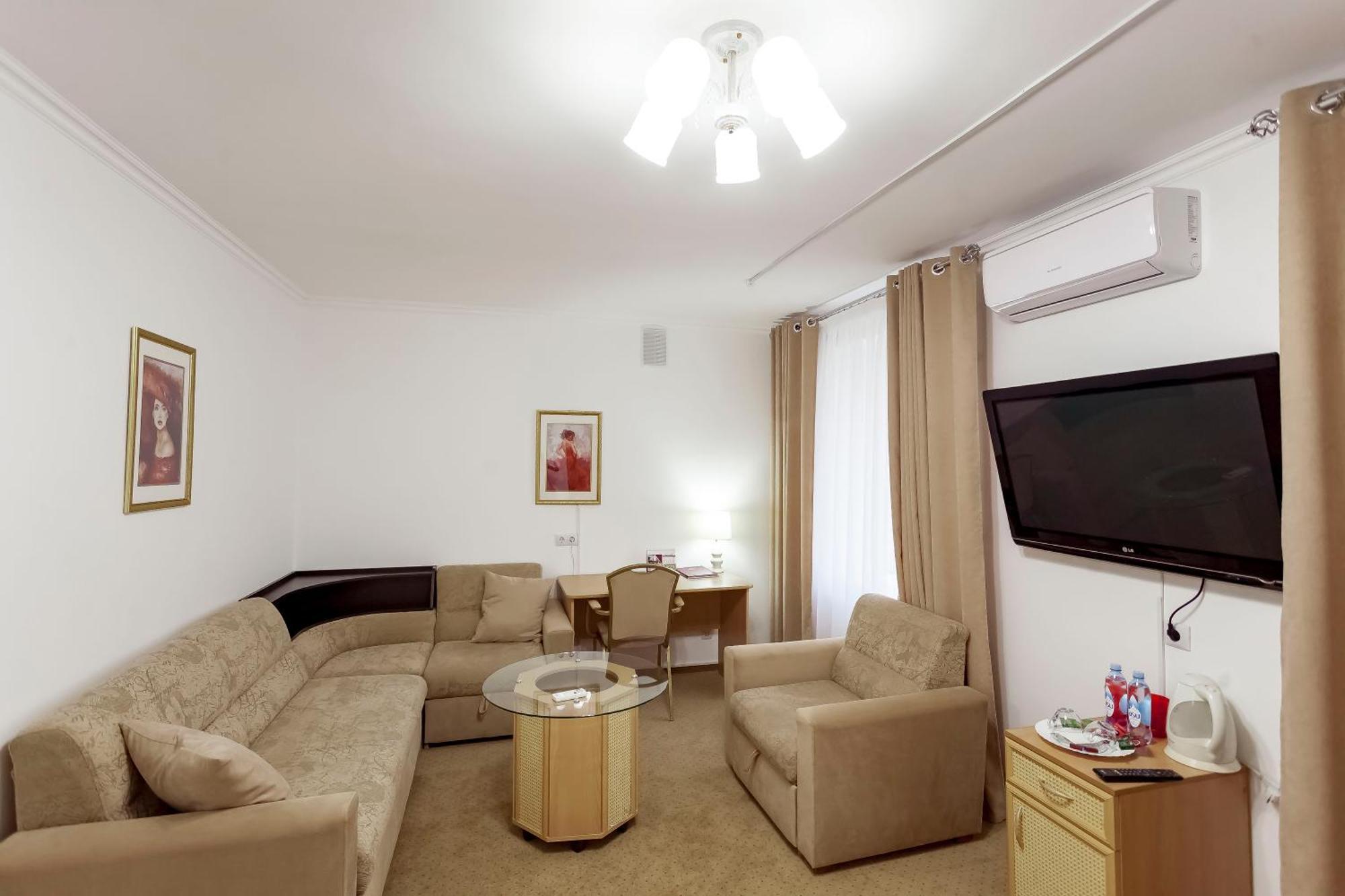 Kurmet Hotel Oral Exteriör bild