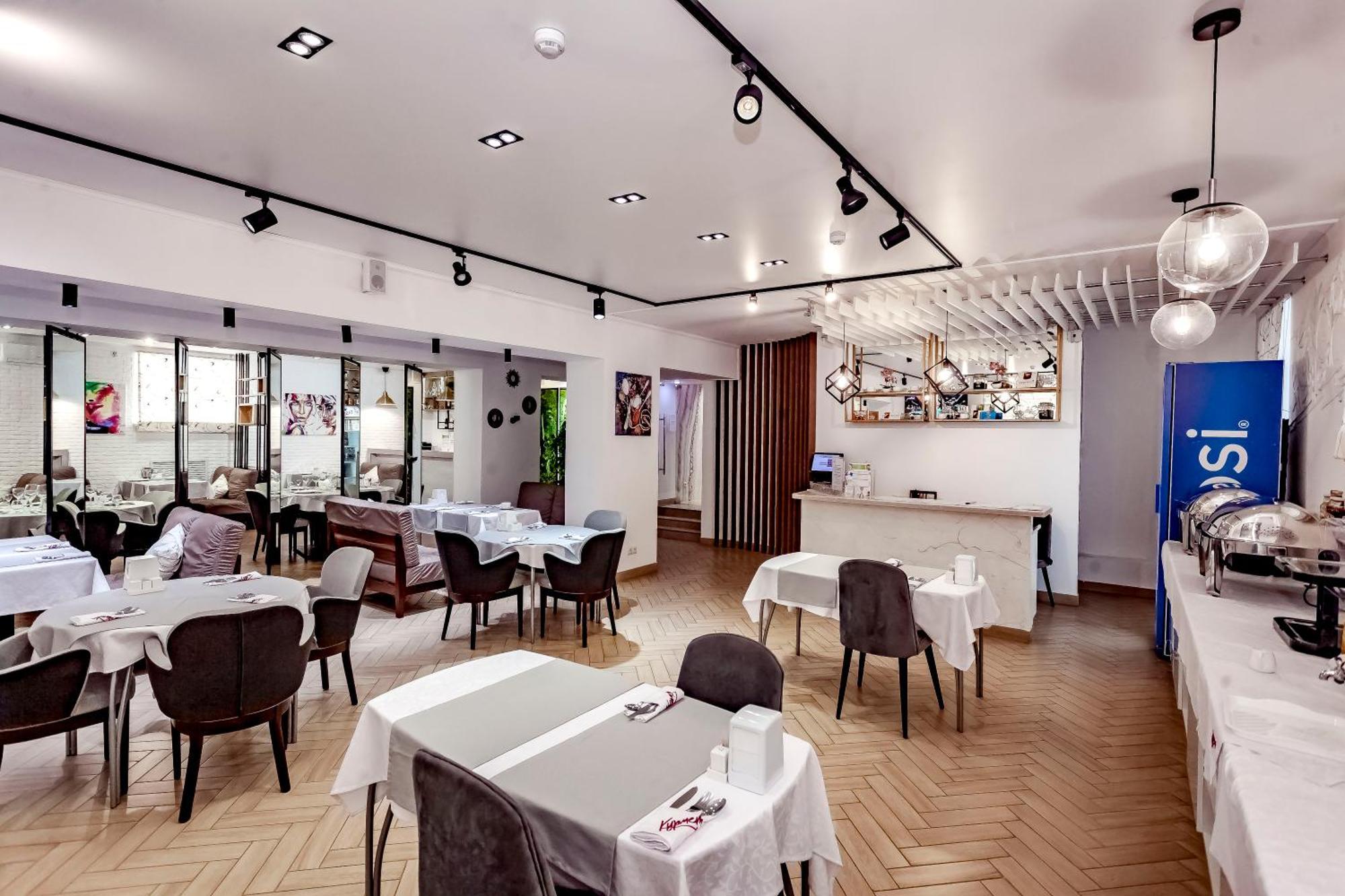 Kurmet Hotel Oral Exteriör bild